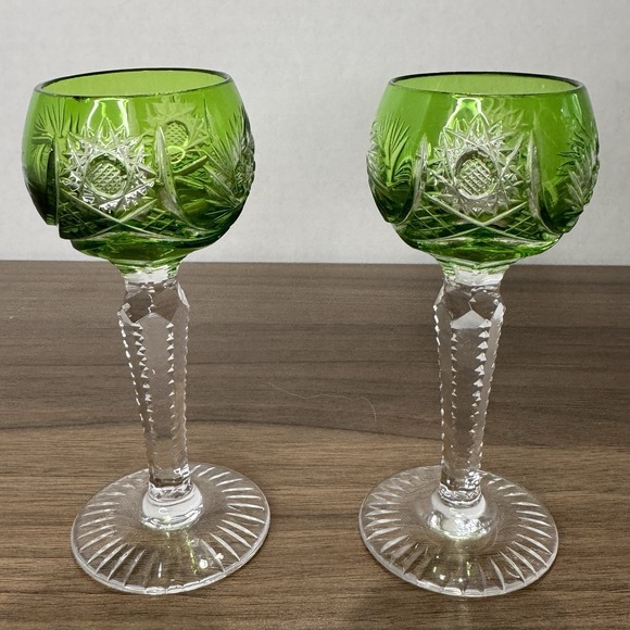 Set Of 2 Vintage Mini Green Cut to Clear Bohemian Crystal Cordial Glasses 4.5" - Picture 3 of 8
